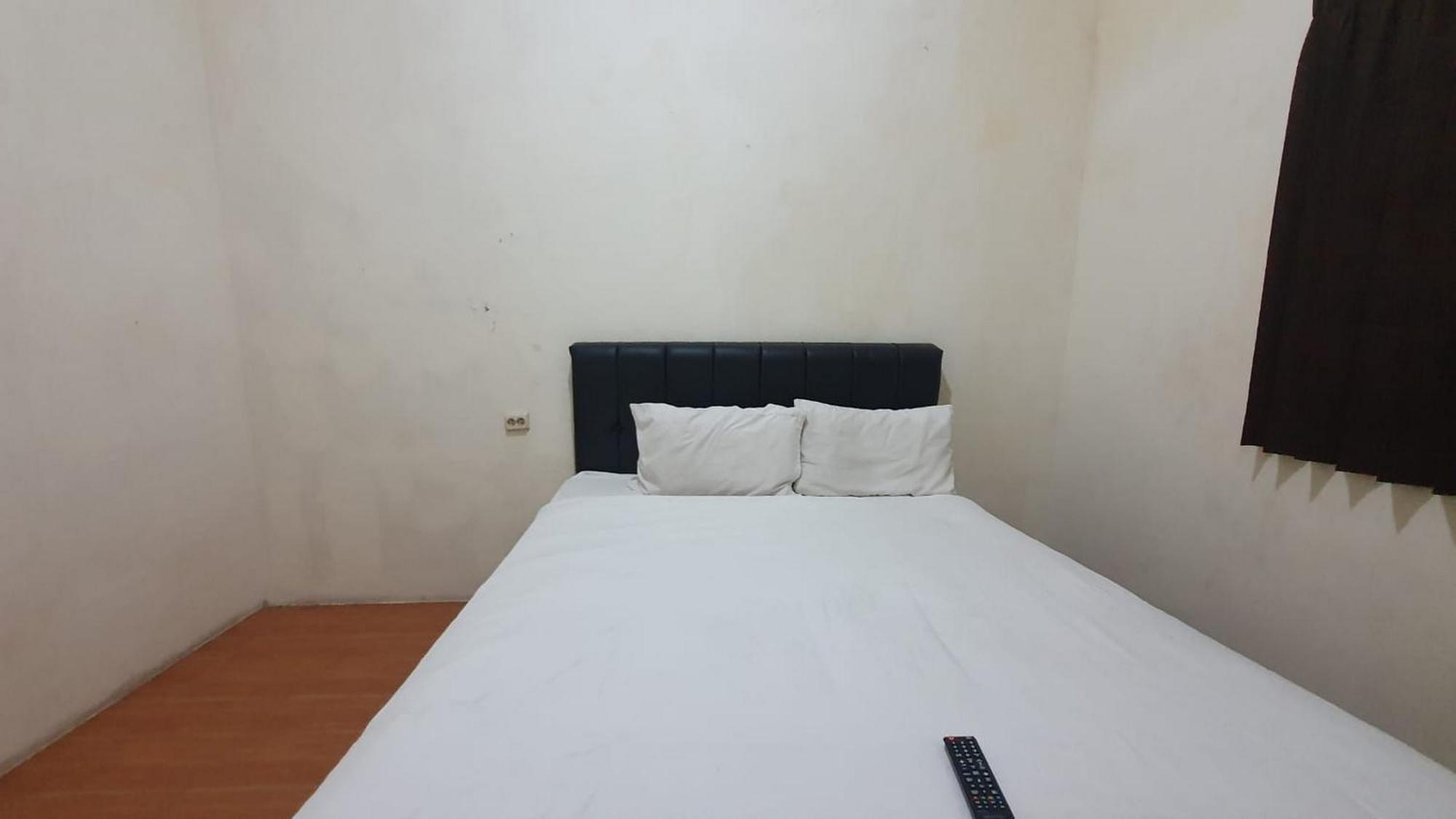 Reddoorz Syariah At Demasto Homestay Jembel Eksteriør billede